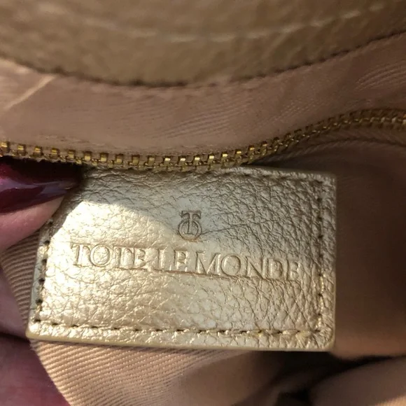 Supple Gold Leather Tote La Monde Bag - Picture 4 of 4